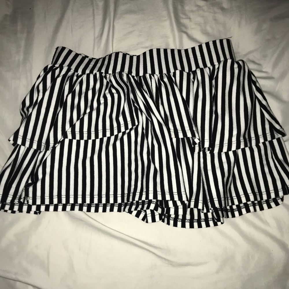 Hot Topic Skirt